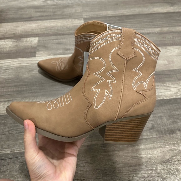 Indigo Rd. Womens Stacked Heel Cowboy Boots - Picture 5 of 5